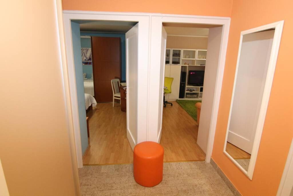 Fast Friend - Cozy Apartment In The Center With Private Garage リエカ エクステリア 写真